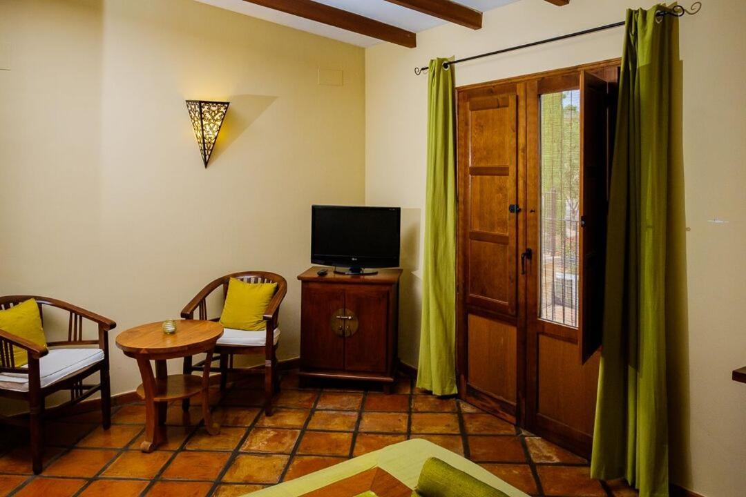 Masia Durba Hotel Castellnovo Exterior photo